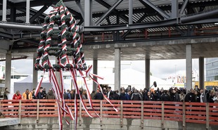 Richtfest für den «LogiMAT-Bahnhof»