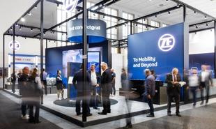 ZF Karten auf Tisch1 310